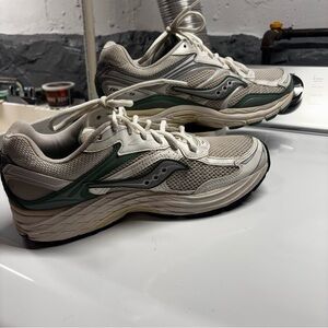 Saucony Pro grid omni 9